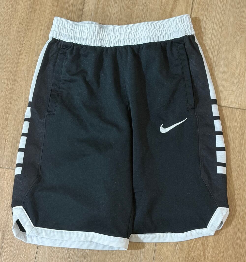 Nike Kids Black & White Athletic Basketball Shorts Size L GUC